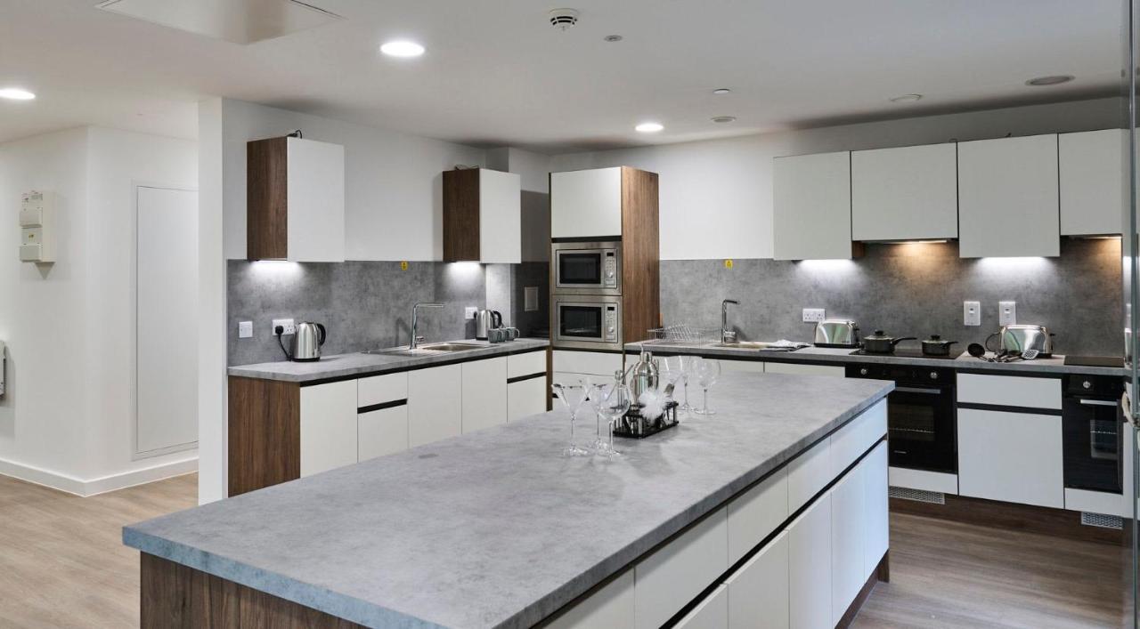 Apartmán For Students Only The Oaks In Coventry Exteriér fotografie