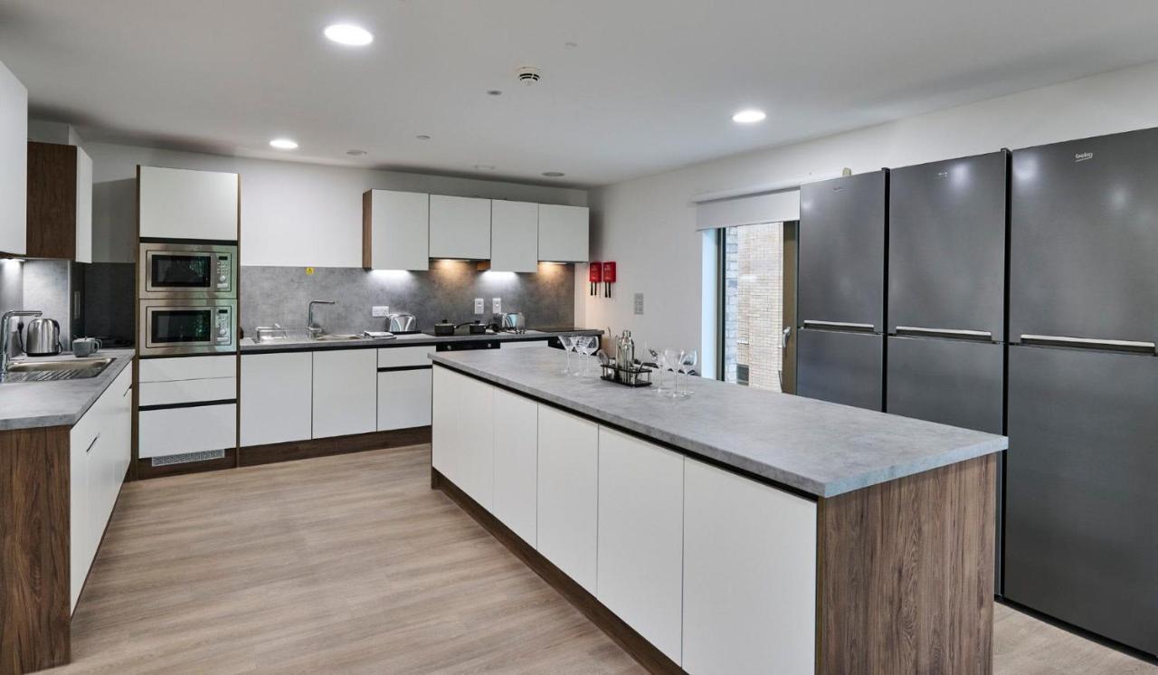 Apartmán For Students Only The Oaks In Coventry Exteriér fotografie