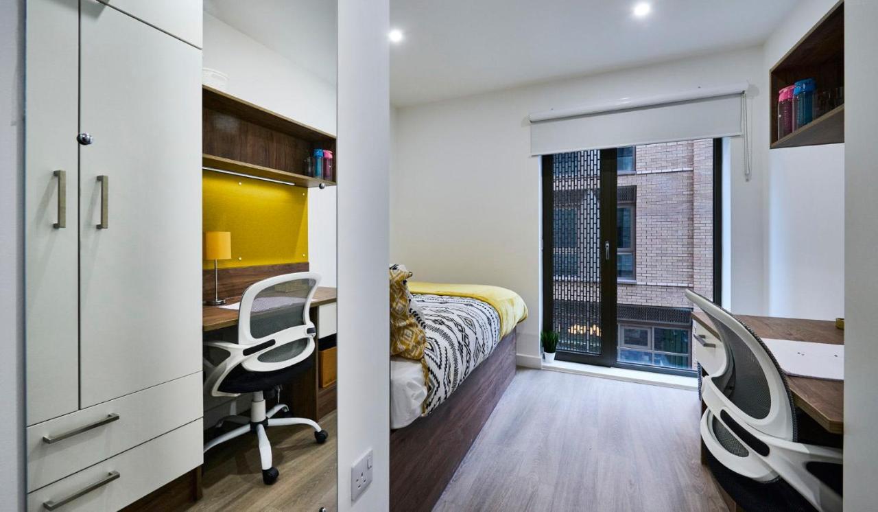 Apartmán For Students Only The Oaks In Coventry Exteriér fotografie