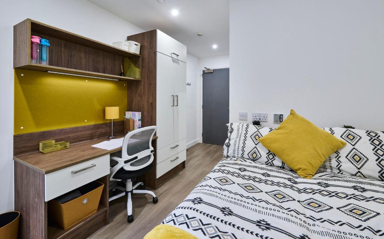 Apartmán For Students Only The Oaks In Coventry Exteriér fotografie