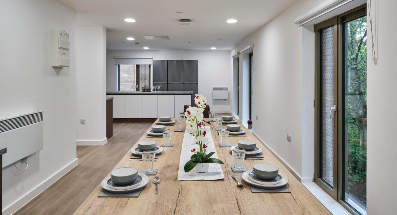 Apartmán For Students Only The Oaks In Coventry Exteriér fotografie